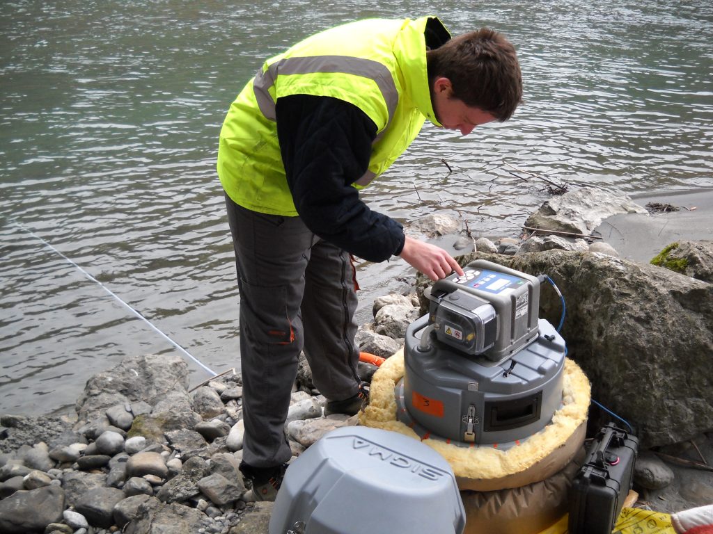 découvrez comment l'alimentation aquatique influence l'équilibre des écosystèmes, en examinant les interactions entre les espèces et les effets sur la biodiversité. une analyse approfondie des enjeux environnementaux liés à la consommation de ressources aquatiques.